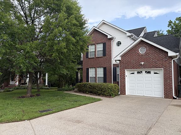2nd image of 812 Ragsdale Ct