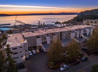 22219 6th Ave S #209, Seattle, WA 98198