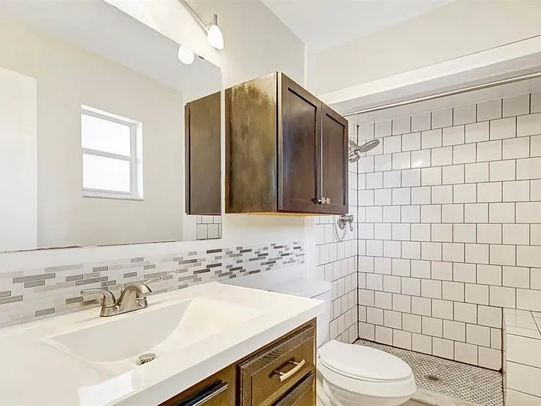 6319 S Church Ave — Photo 11
