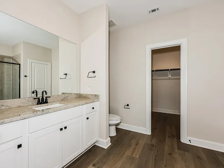 345 Magnolia Blvd — Photo 11