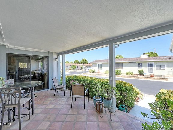5th image of 64 Poinsettia Gardens Dr #64