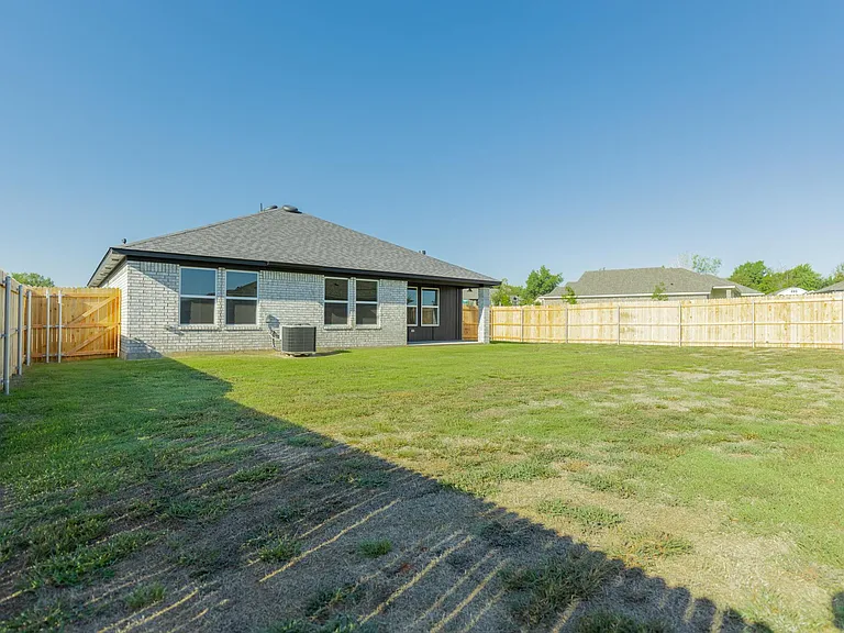 4306 W Country Club Dr — Photo 18