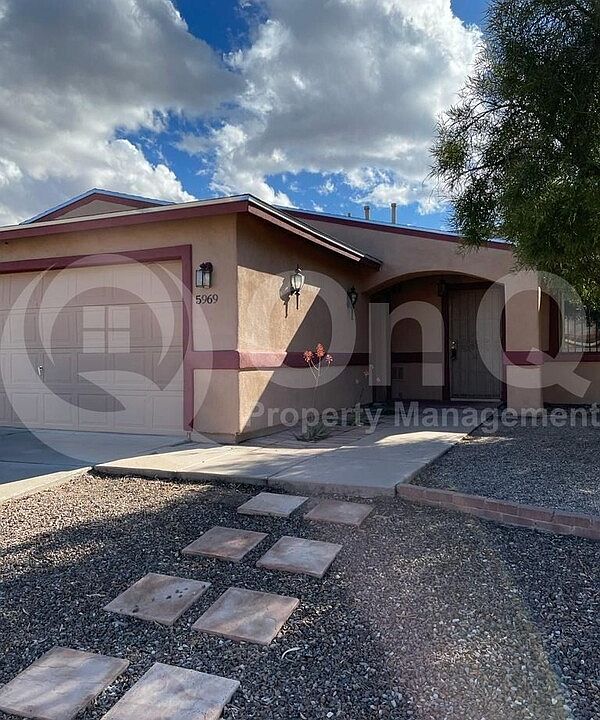 1st image of 5969 S Pin Oak Dr