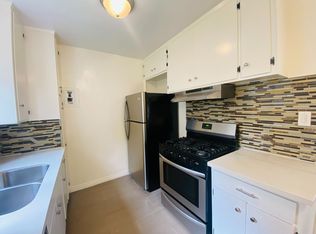 1319 Barry Ave #1321-1, Los Angeles, CA 90025