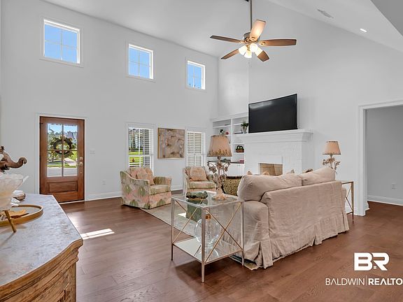 5th image of 21973 Veranda Blvd