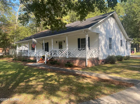 12781 Pinewood Trail, Laurinburg, NC 28352
