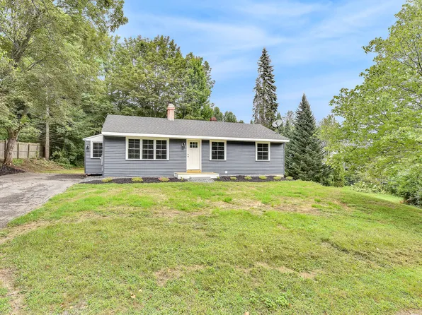 71 Park Street, Mechanic Falls, ME 04256