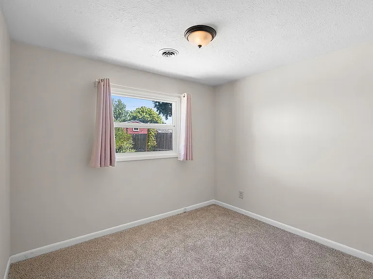 5259 N Oberlin St — Photo 14