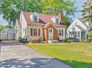 189 Avondale Rd, Rochester, NY 14622