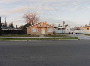 1119 E Lincoln Ave, Madera, CA 93638
