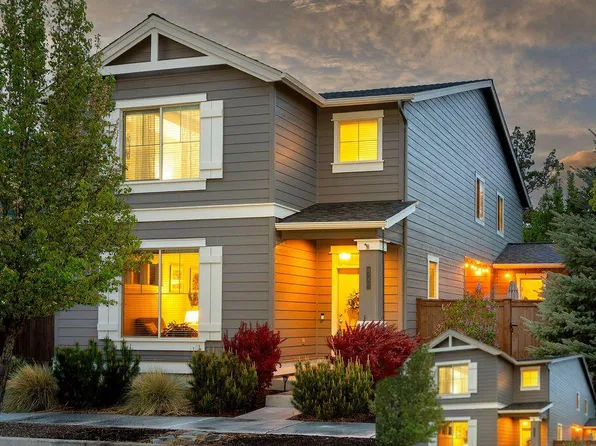 3380 SW 28th St, Redmond, OR 97756