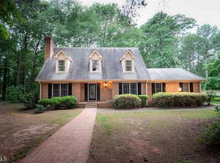 361 Carnation Dr, Social Circle, GA