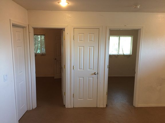 5th image of 217 S 13th St