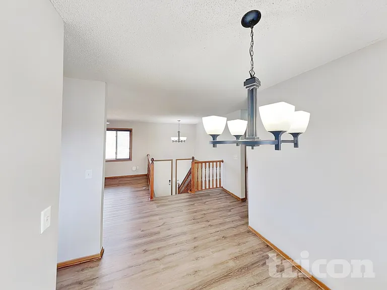13734 Glenhurst Ln — Photo 5