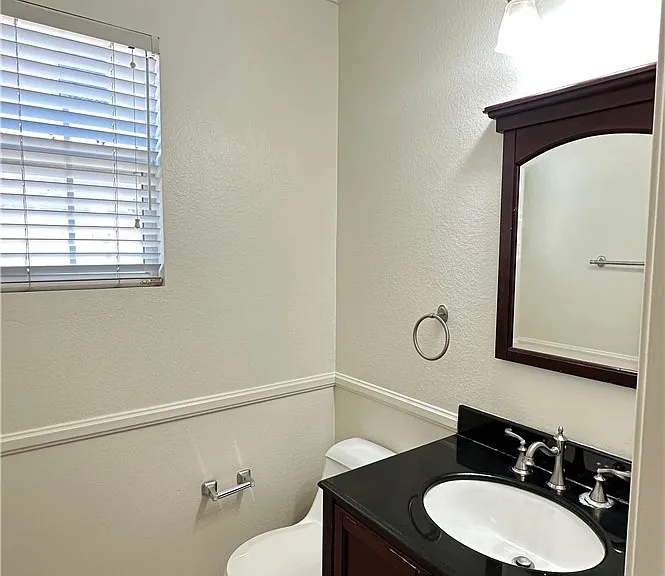 42558 Sparks Ct — Photo 9