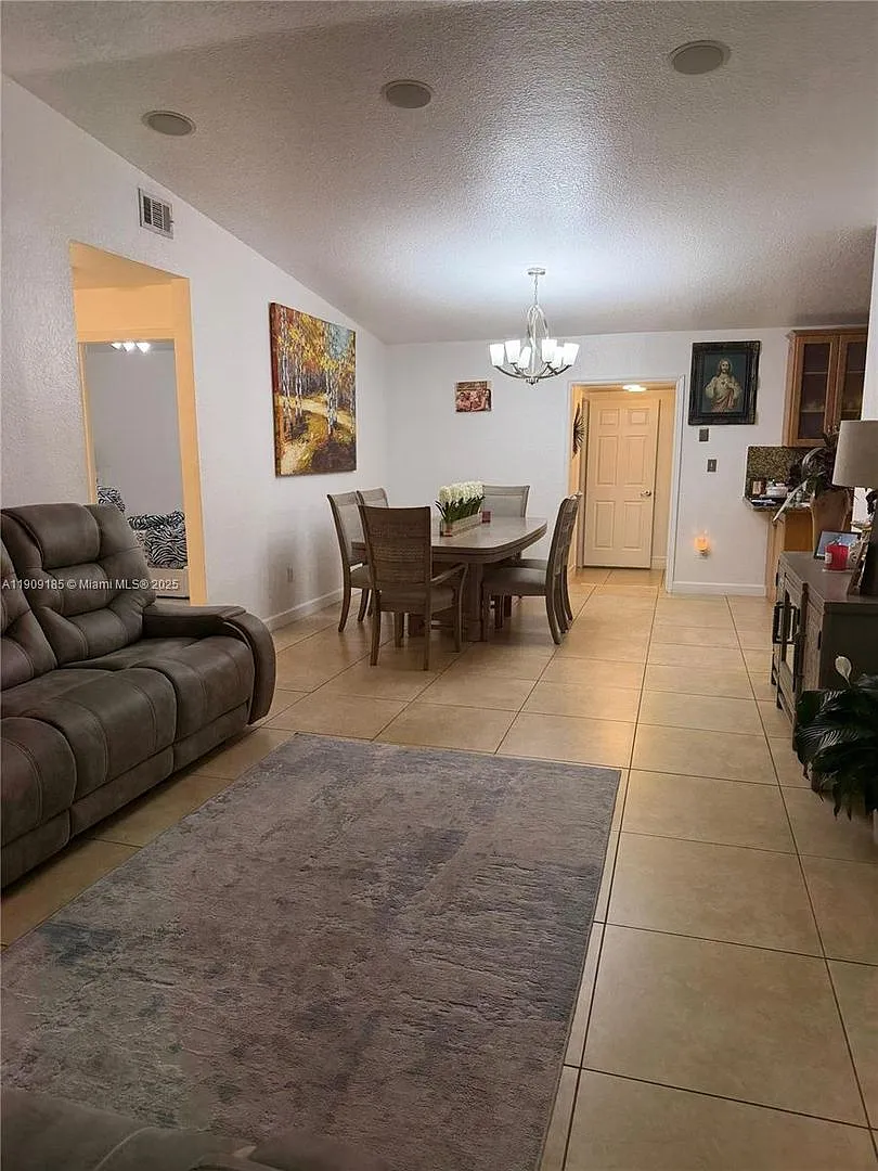 17242 NW 73rd Avenue, Hialeah, FL 33015 — Photo 3