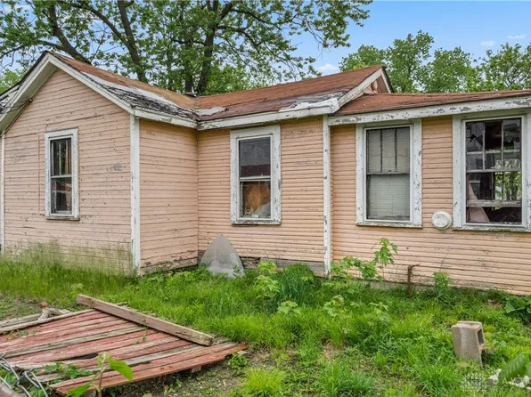 5699 W 3rd St, Dayton, OH 45417