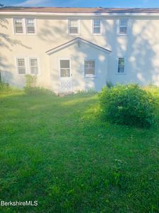 1232 W Housatonic St, Pittsfield, MA, 01201