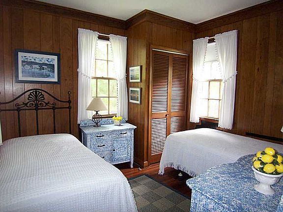 4th image of 32 Cottrell Rd