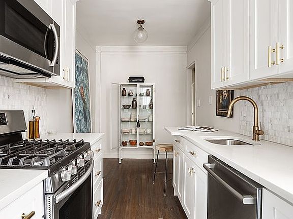 5th image of 360 Clinton Ave APT 5C