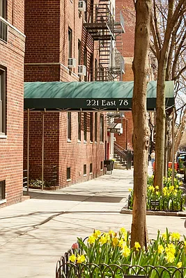 Sold by Brown Harris Stevens | media 9