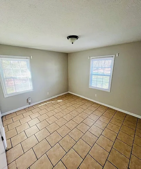 423 Highland Ave #B — Photo 3