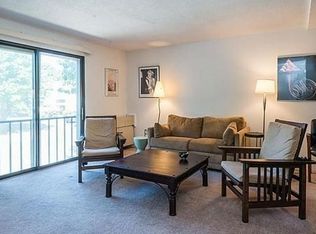 2 Village Hill Ln APT 5, Natick, MA 01760