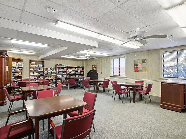 300 Johnson Ferry Rd #A110 — Photo 26