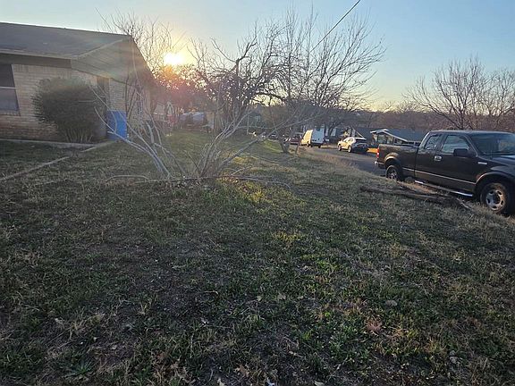 3rd image of 1308 Astor Pl