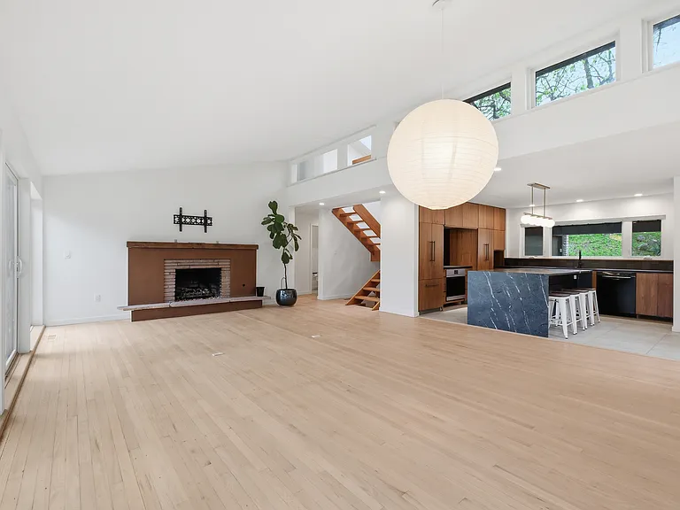 7907 NW Westside Dr — Photo 6