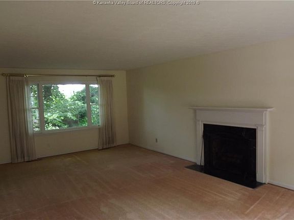 5th image of 1213 Ellen Dr