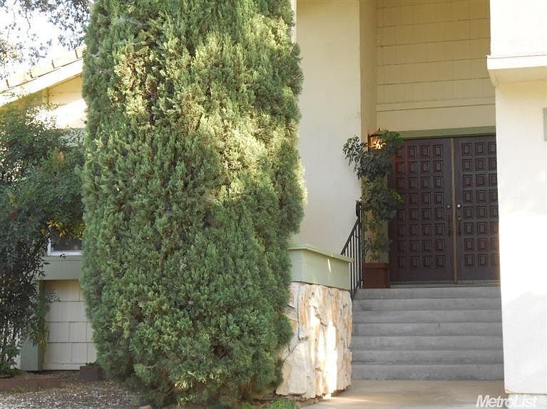 1st image of 8220 Canyon Oak Dr
