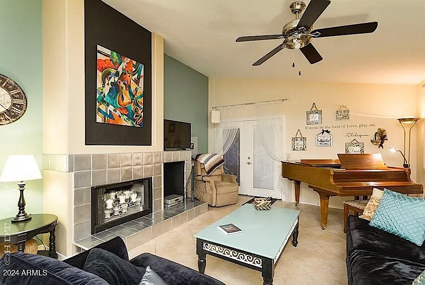2 bed, 1.0 bath, 1667 sqft, $3,500 — Photo 4