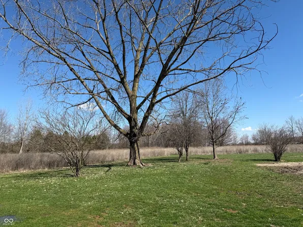 110 N East St, Kennard, IN 47351