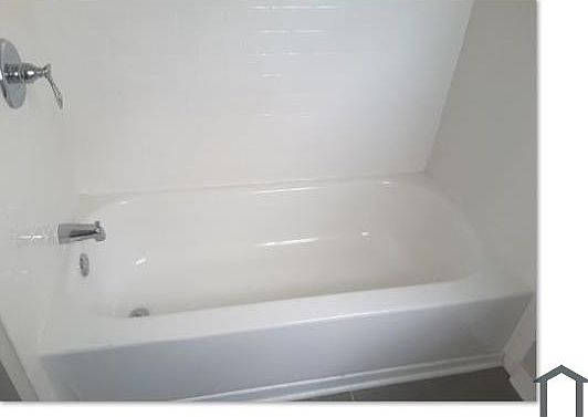 5th image of 9625 S Forest Ave #1W