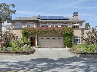 21921 E Cliff Dr, Santa Cruz, CA 95062