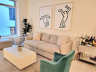 Rented by R New York