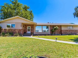 1107 Carriage Square Dr, Grandview, WA