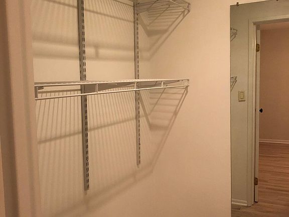 5th image of 1223 Wyndham Ct APT 206