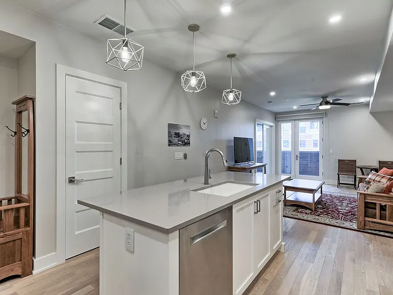 221 E Mountain Ave #312 — Photo 14