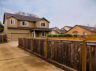 868 N Pointe Dr NW, Albany, OR 97321