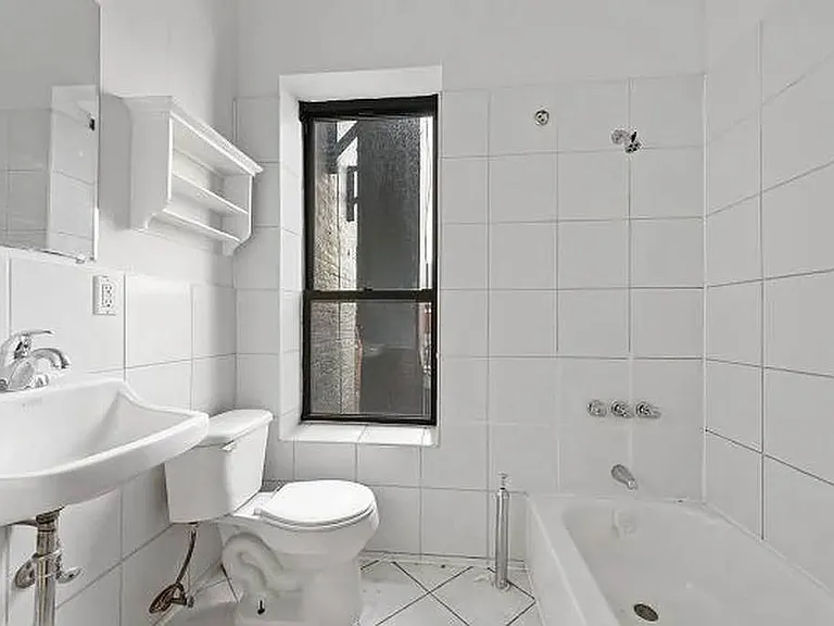 2248 1st Ave #9 — Photo 10