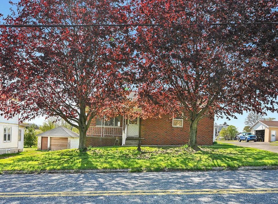 1st image of 305 S Good Spring Rd