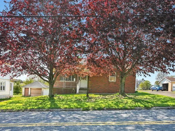 305 S Good Spring Rd, Hegins, PA 17938