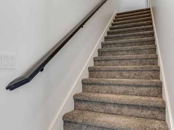 5th image of 148 E 7085 S