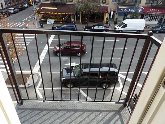 Rented by Immac Realty | media 69