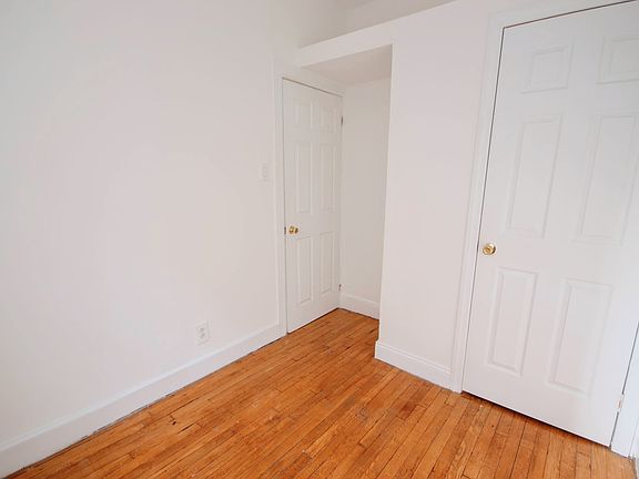 5th image of 153 W 10th St APT 3