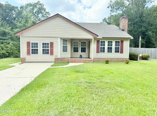 224 Spring Dr, Jacksonville, NC 28540