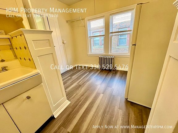 5th image of 1419 Roycroft Ave APT 08