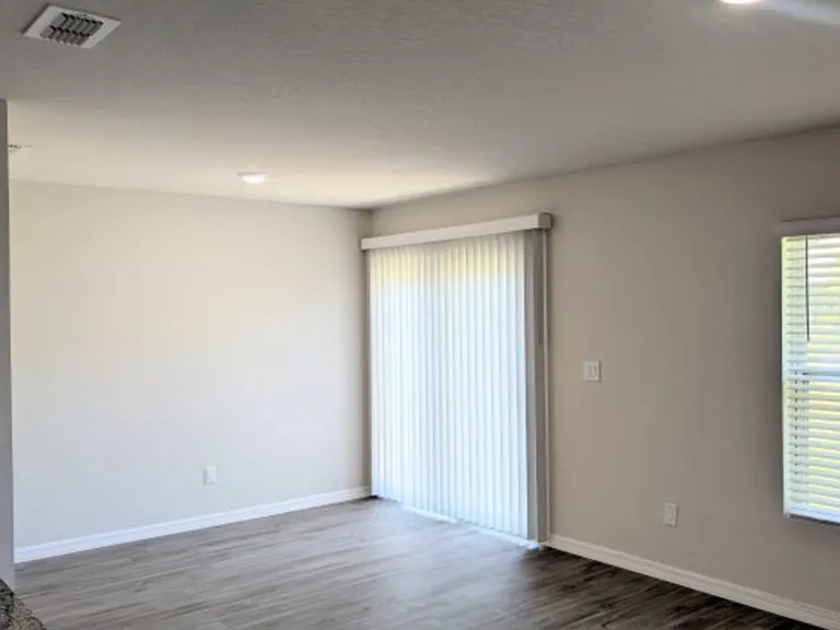 83 Wheatfield Dr #A — Photo 9